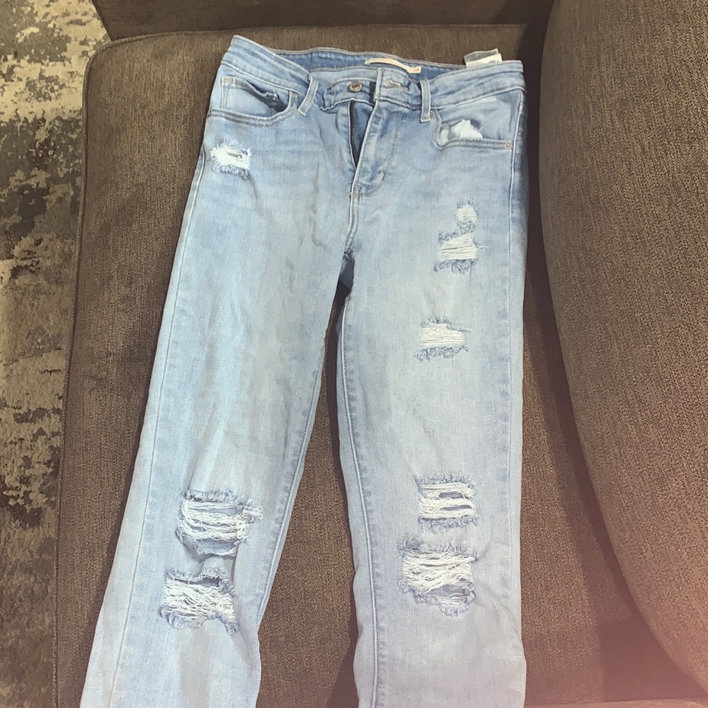 NWOT High-rise Levi’s